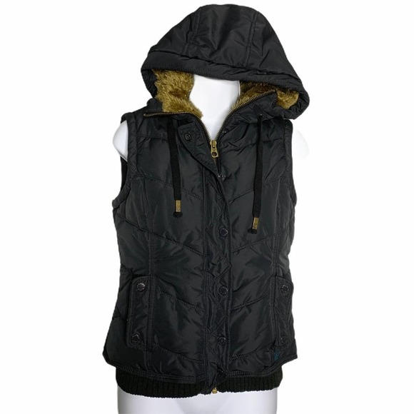 American Eagle Outfitters Jackets & Blazers - American Eagle Black Puffer Vest Hoodie Small